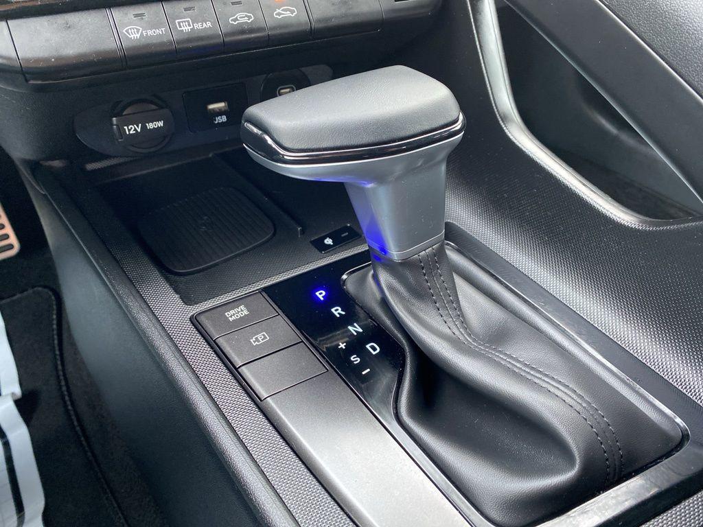 used 2025 Hyundai Elantra car, priced at $21,884