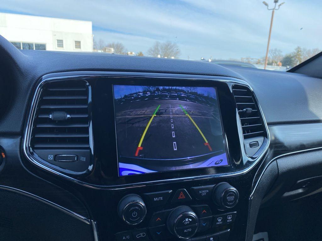 used 2020 Jeep Grand Cherokee car, priced at $17,977