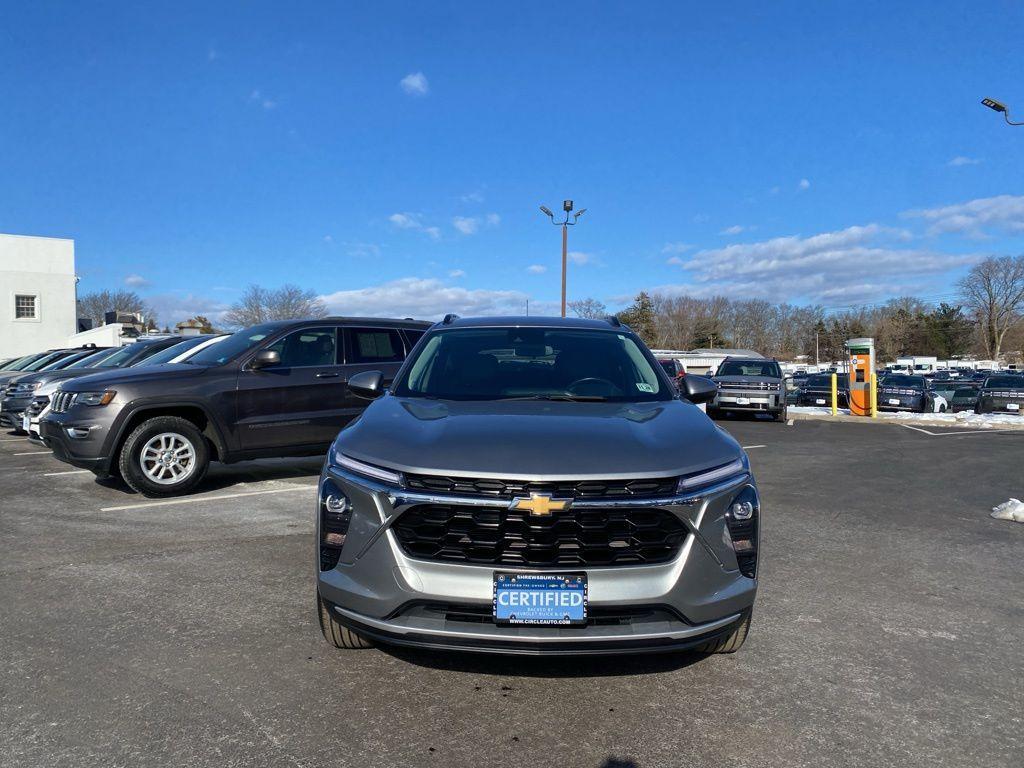 used 2024 Chevrolet Trax car, priced at $18,988