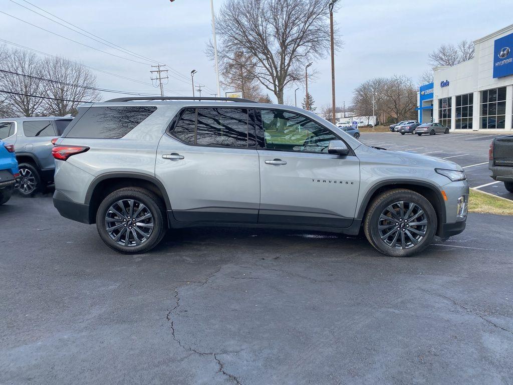 used 2023 Chevrolet Traverse car, priced at $35,811