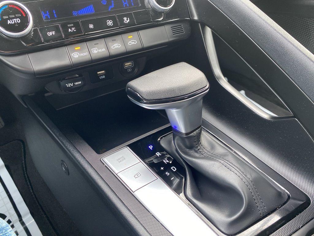 used 2023 Hyundai Elantra car, priced at $17,984