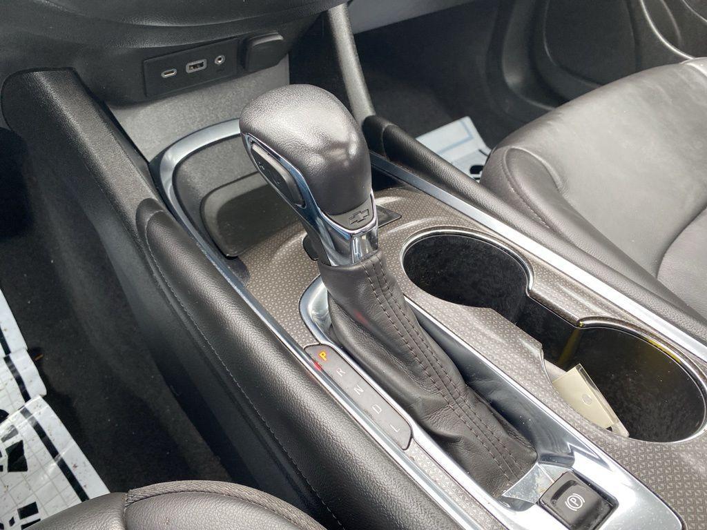 used 2022 Chevrolet Malibu car, priced at $14,898