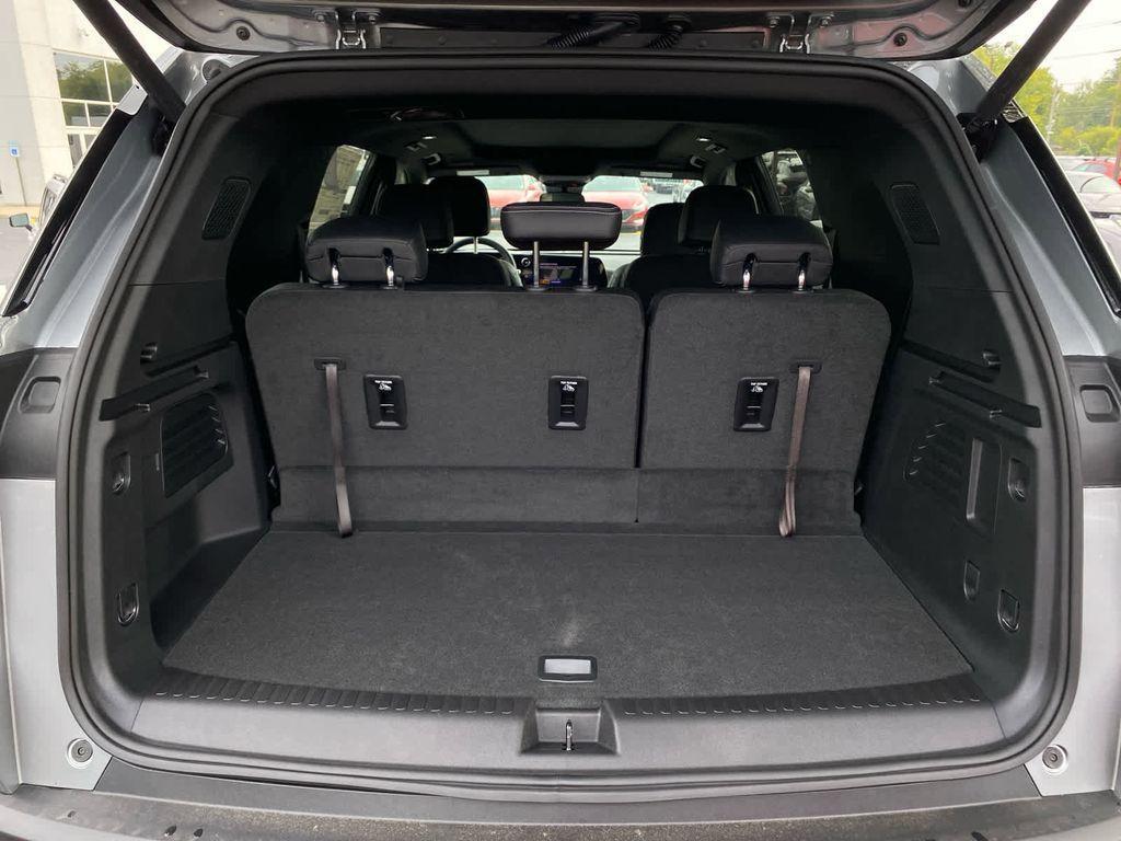 new 2025 Chevrolet Traverse car, priced at $46,695