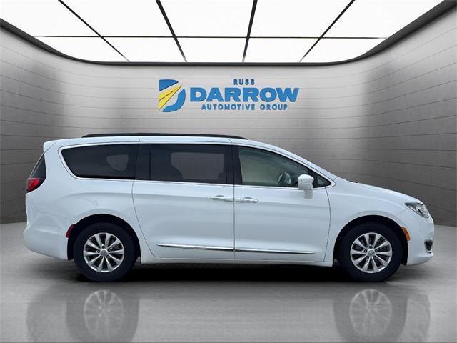 used 2017 Chrysler Pacifica car, priced at $12,747
