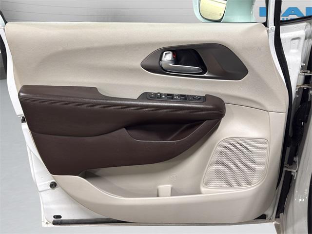 used 2017 Chrysler Pacifica car, priced at $12,747