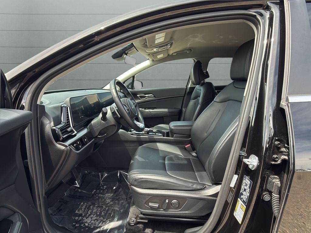 used 2023 Kia Sportage Hybrid car, priced at $26,996