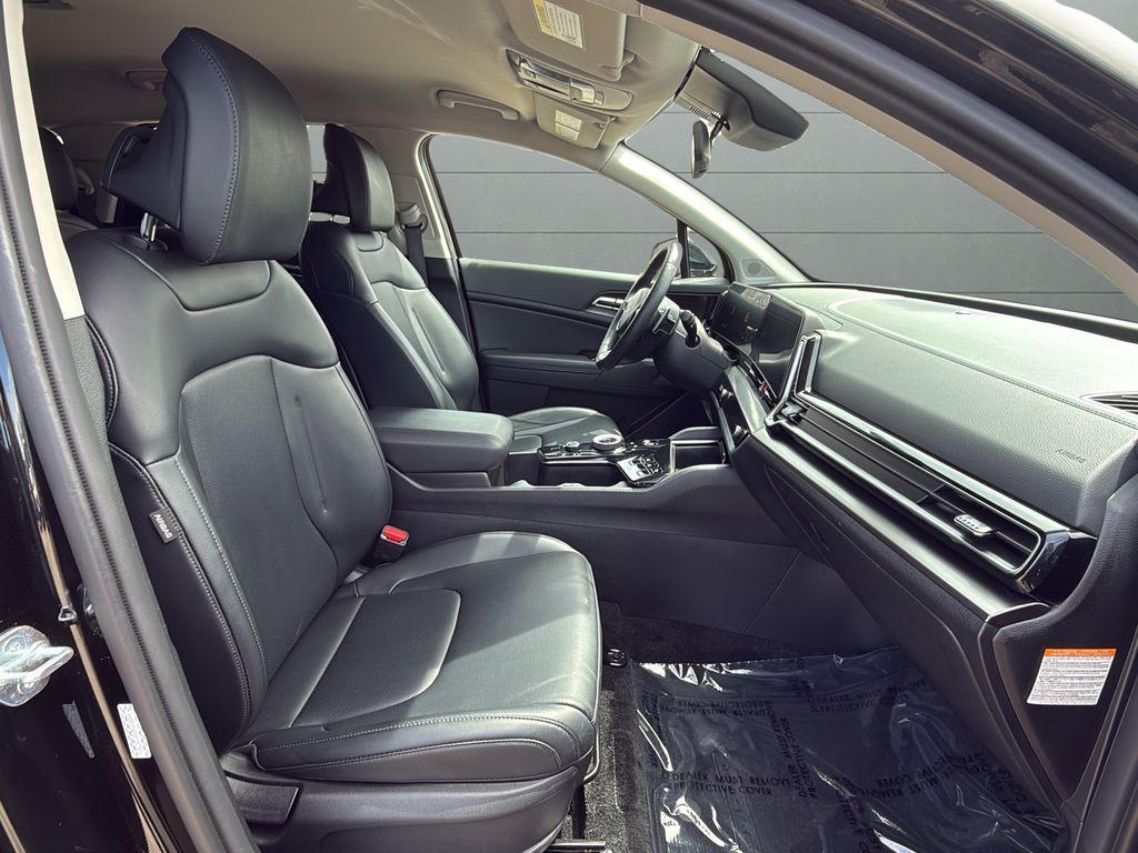 used 2023 Kia Sportage Hybrid car, priced at $26,996