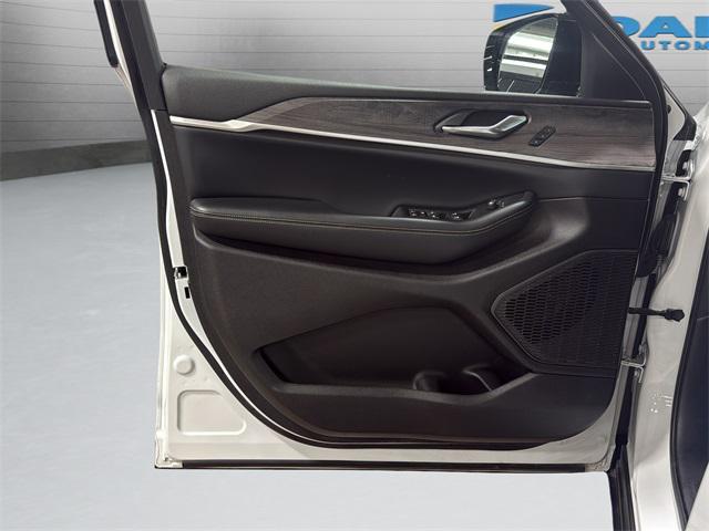 used 2024 Jeep Grand Cherokee L car, priced at $32,495