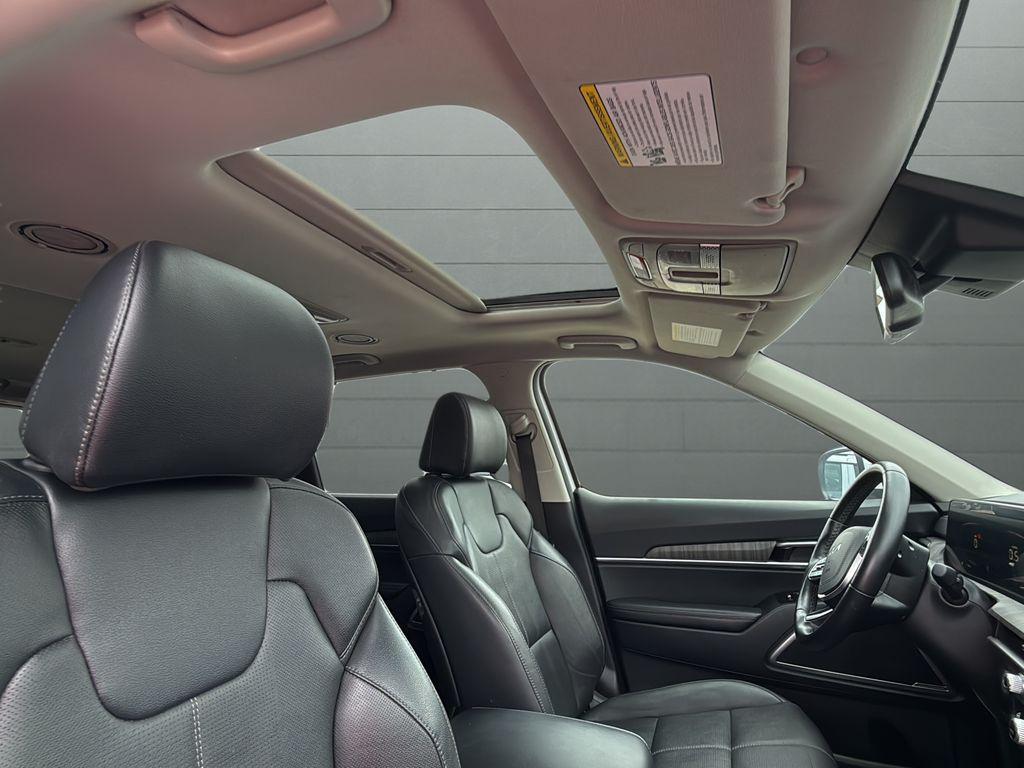 used 2025 Kia Telluride car, priced at $40,496