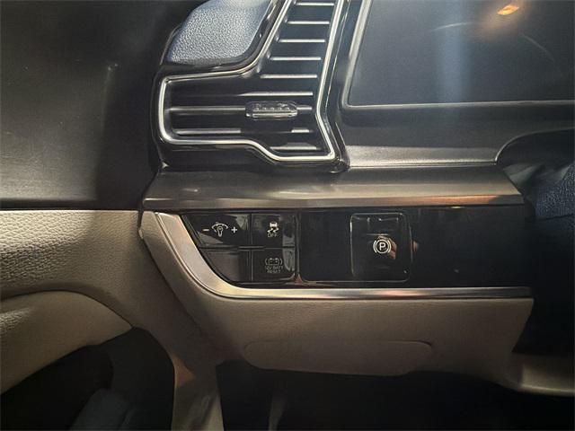 used 2023 Kia Sportage Hybrid car, priced at $24,495