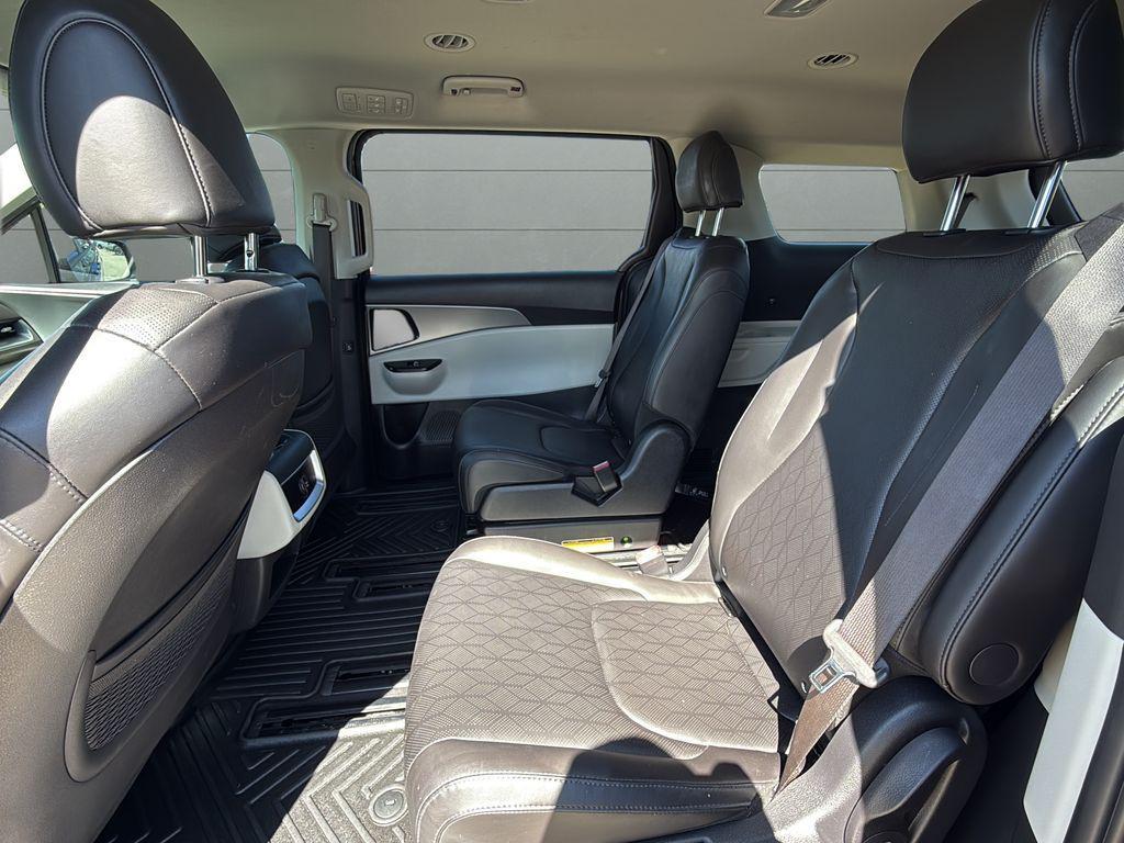 used 2022 Kia Carnival car, priced at $22,996