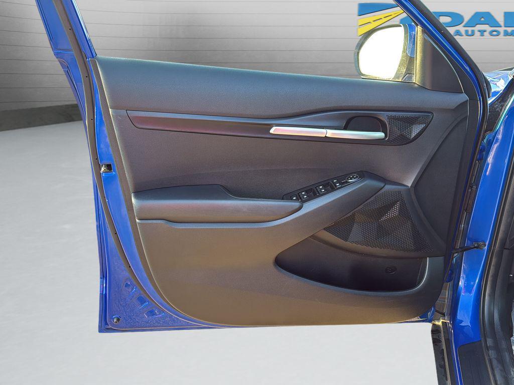 used 2023 Kia Seltos car, priced at $19,995