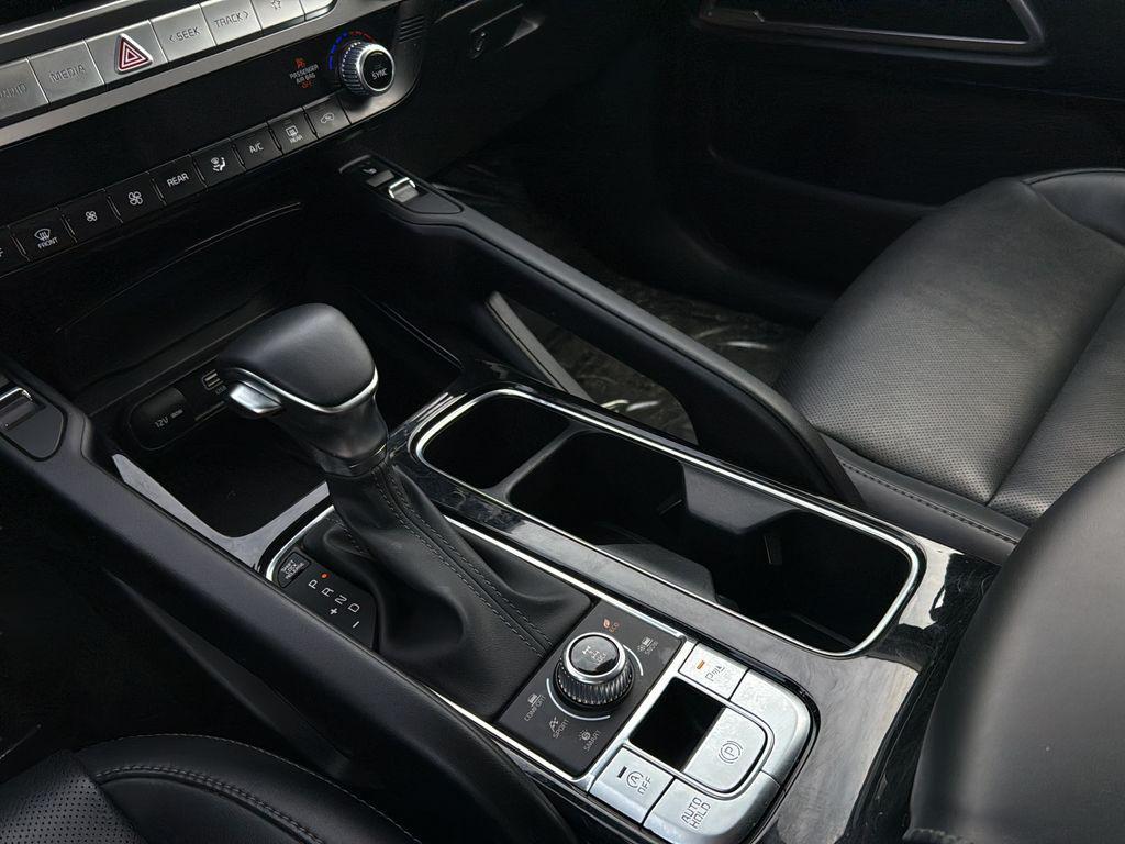 used 2025 Kia Telluride car, priced at $35,394