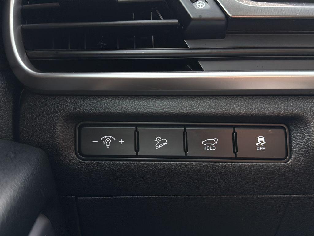 used 2025 Kia Telluride car, priced at $35,394