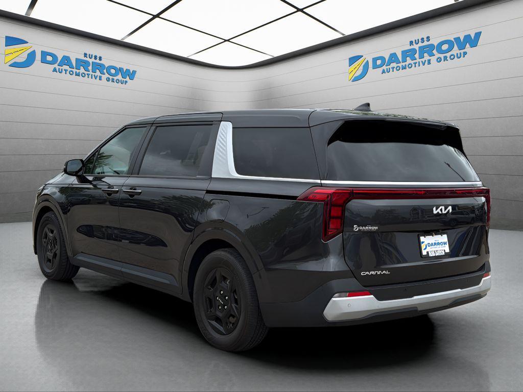 used 2025 Kia Carnival car, priced at $33,396