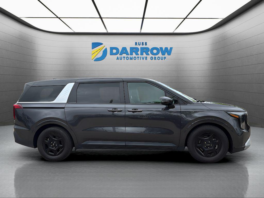 used 2025 Kia Carnival car, priced at $33,396