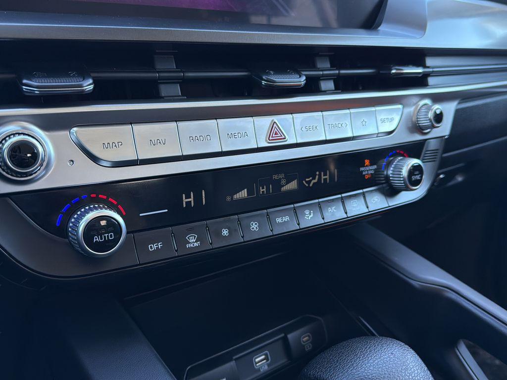 used 2023 Kia Telluride car, priced at $28,697