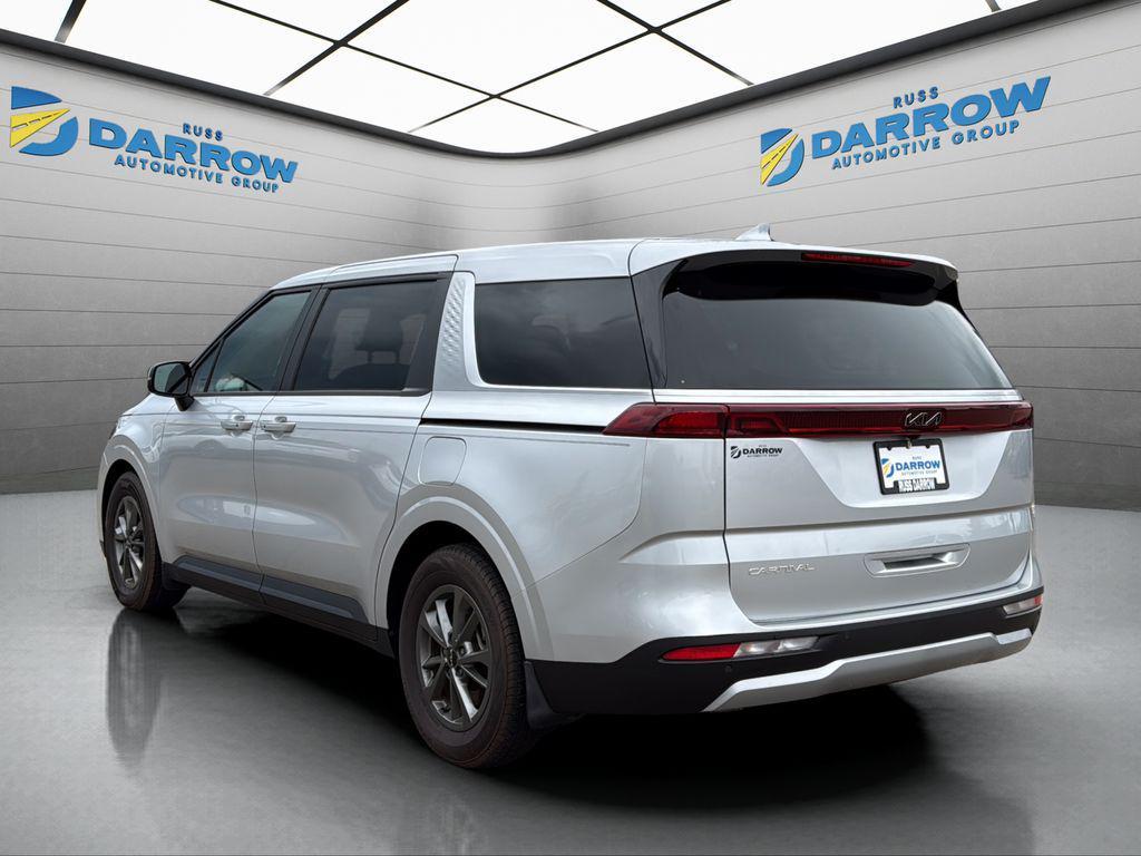 used 2023 Kia Carnival car, priced at $29,394