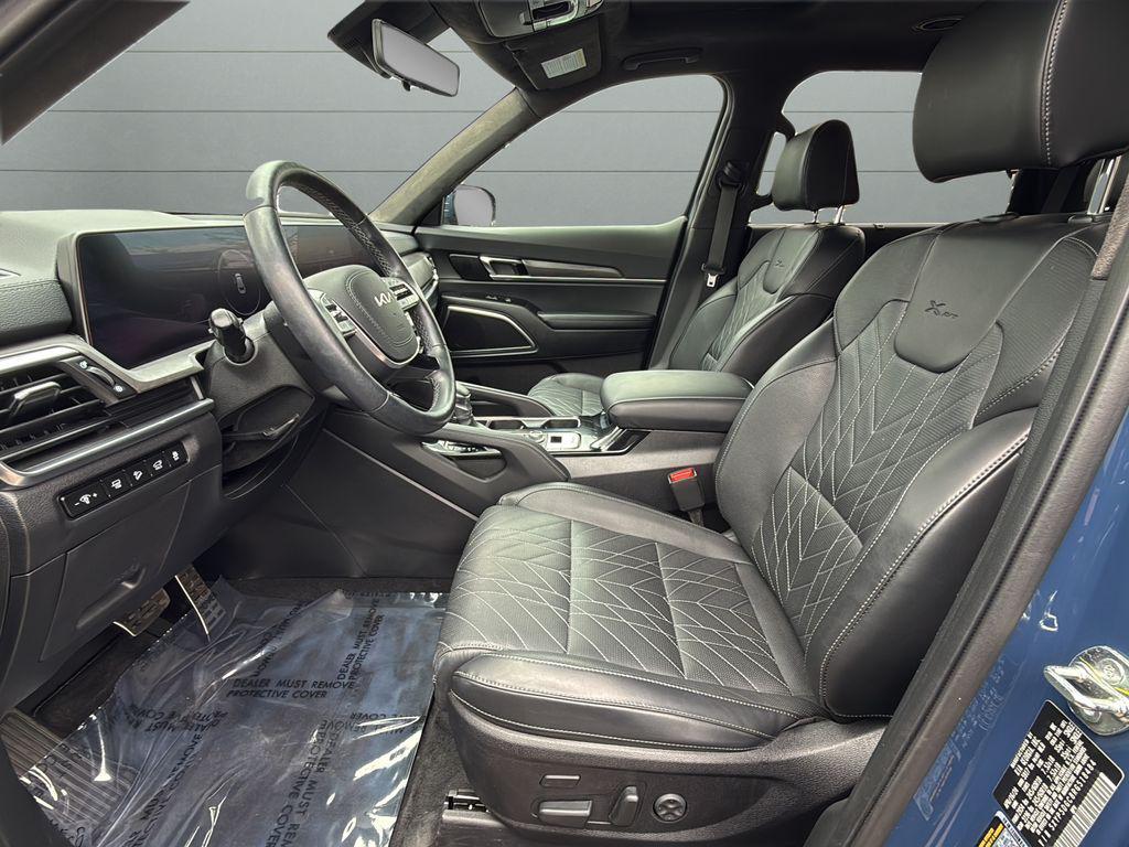 used 2024 Kia Telluride car, priced at $41,996