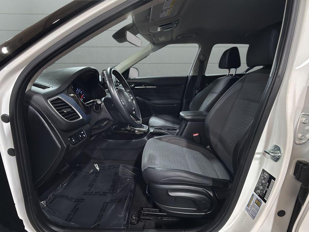 used 2023 Kia Seltos car, priced at $22,396