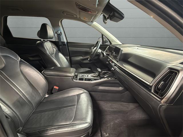 used 2024 Kia Sorento car, priced at $26,497