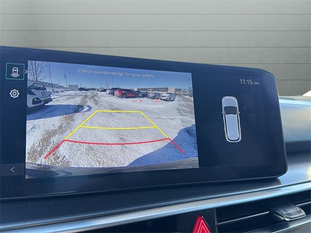 used 2024 Kia Sorento car, priced at $26,497