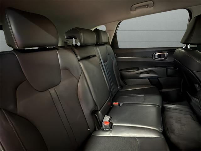 used 2024 Kia Sorento car, priced at $26,747