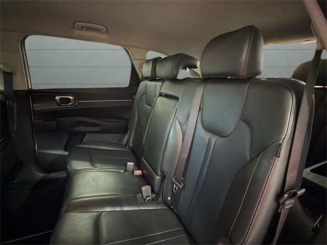 used 2024 Kia Sorento car, priced at $26,747