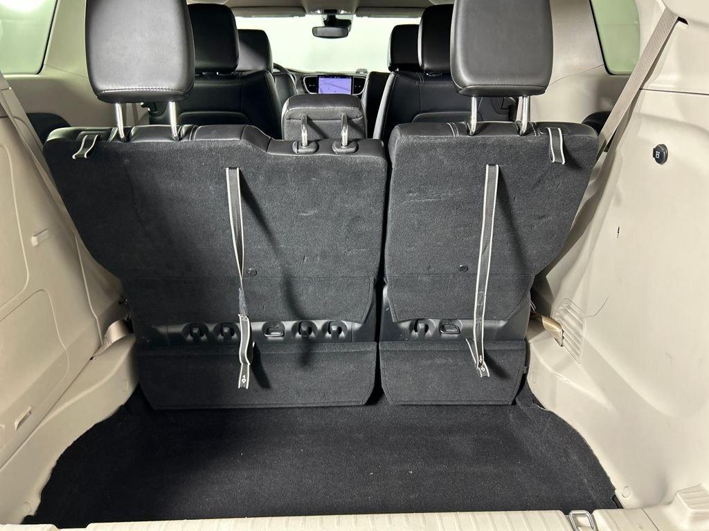 used 2024 Chrysler Pacifica Hybrid car, priced at $27,866