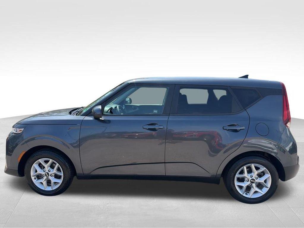 used 2021 Kia Soul car, priced at $13,596