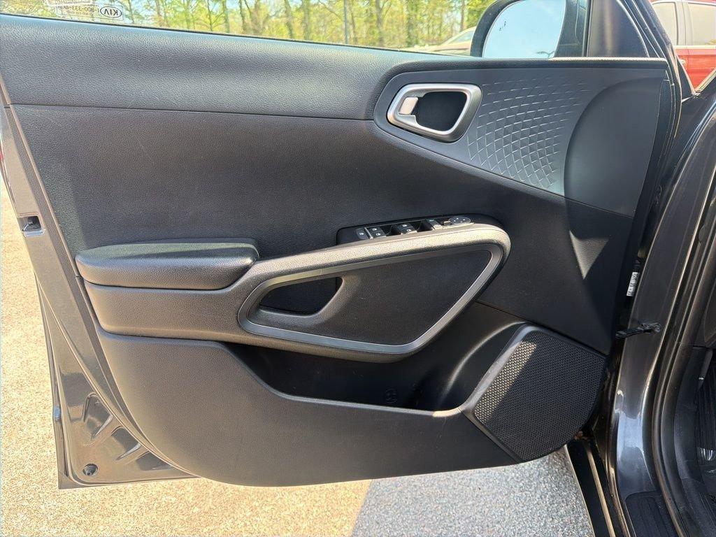 used 2021 Kia Soul car, priced at $13,596