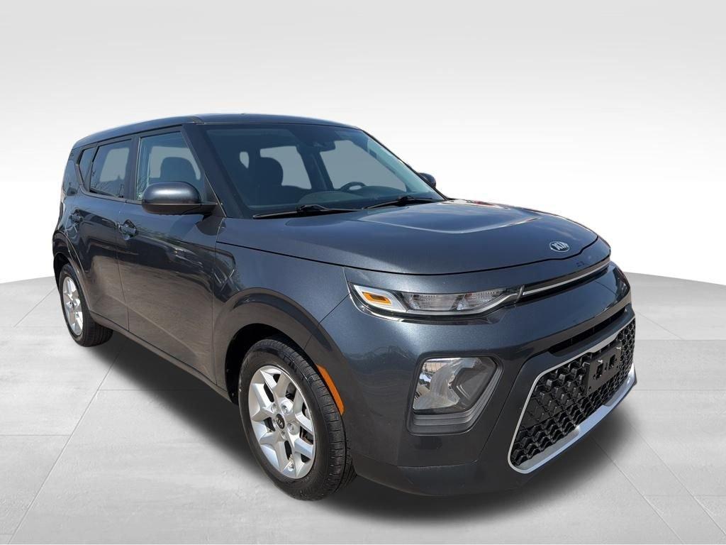 used 2021 Kia Soul car, priced at $13,596