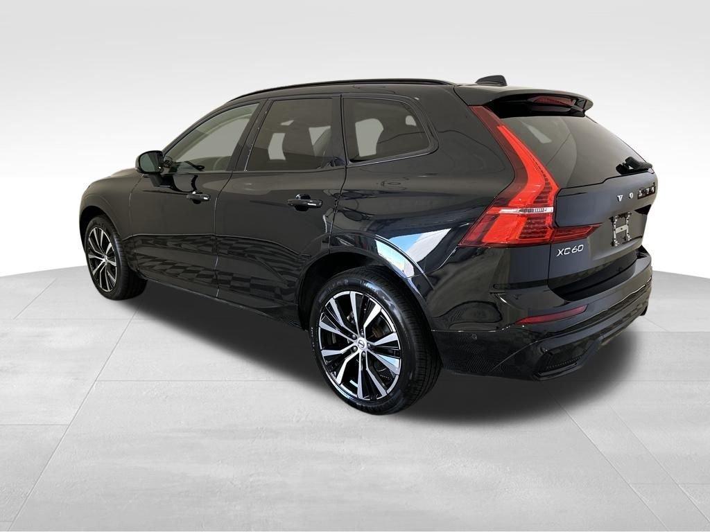used 2024 Volvo XC60 car, priced at $33,400