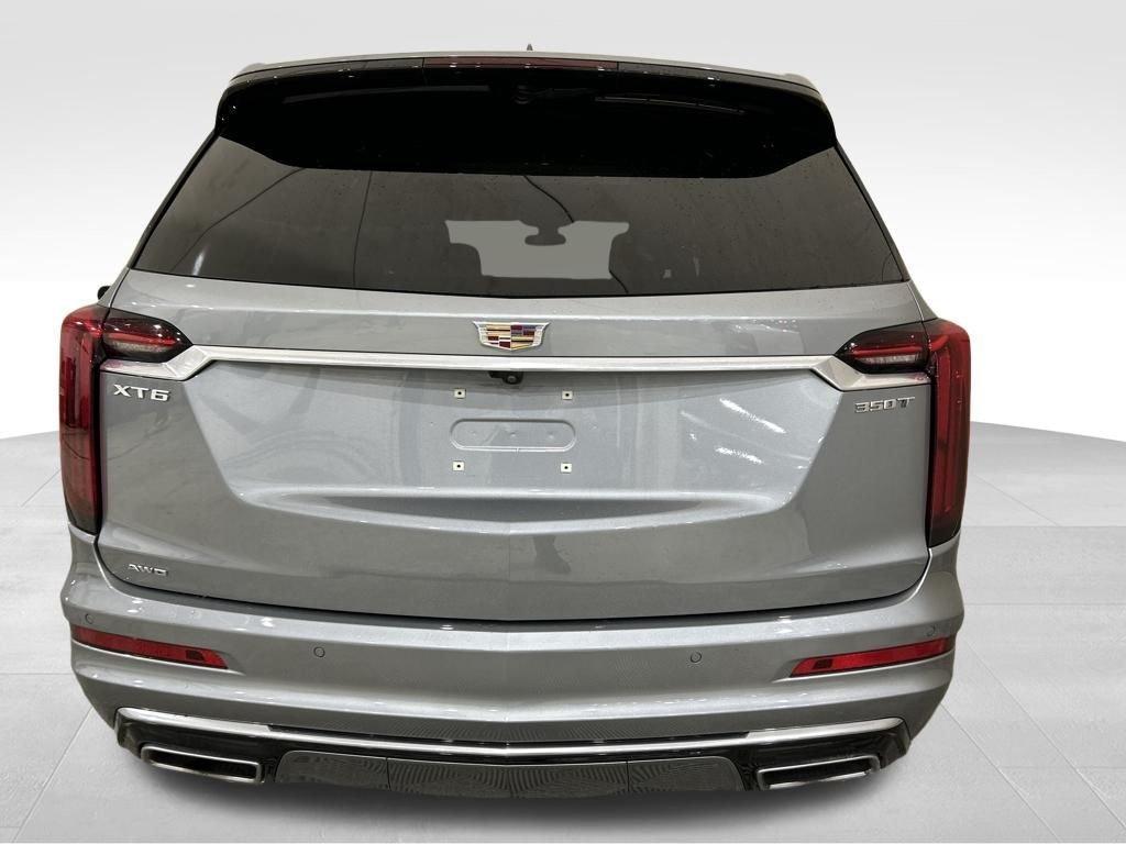 used 2024 Cadillac XT6 car, priced at $36,975