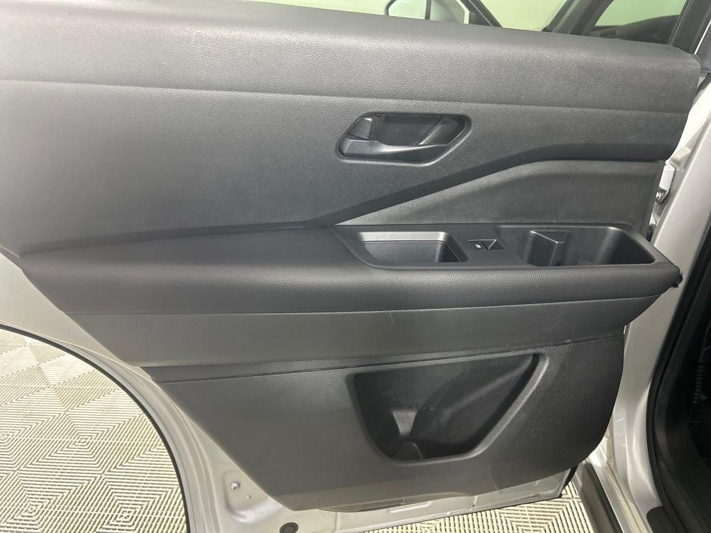 used 2025 Nissan Pathfinder car, priced at $30,000