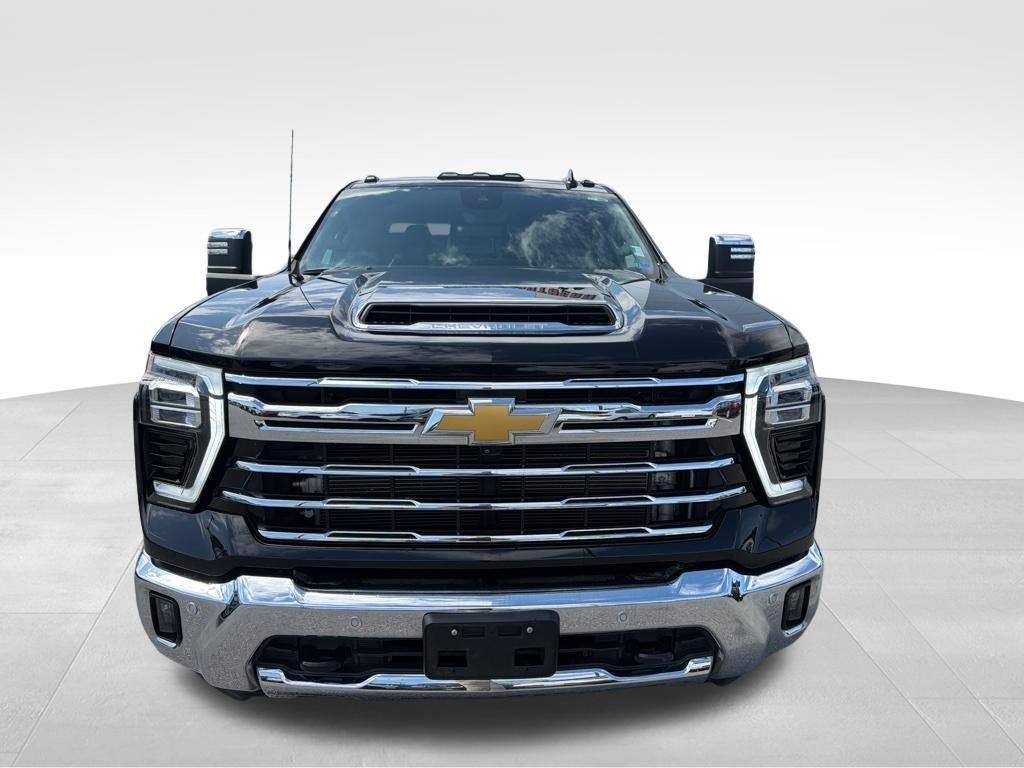 used 2024 Chevrolet Silverado 3500 car, priced at $62,995