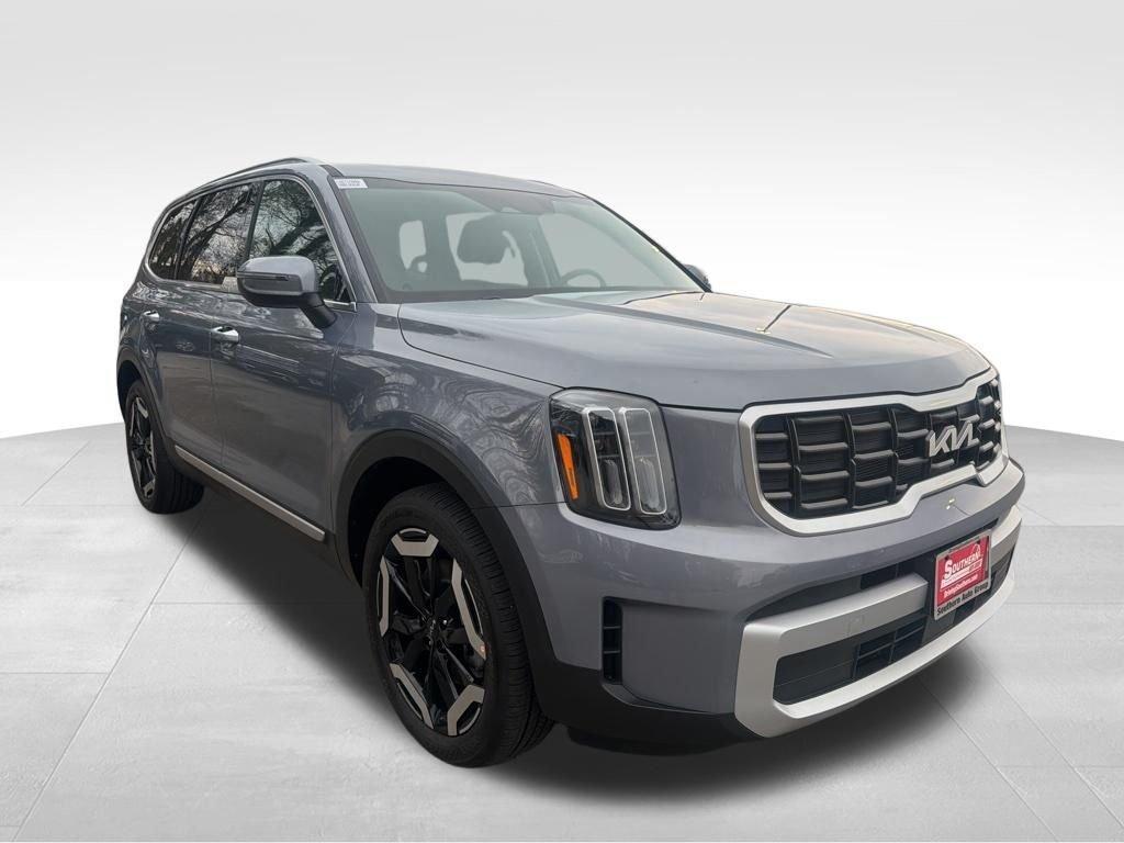 used 2025 Kia Telluride car