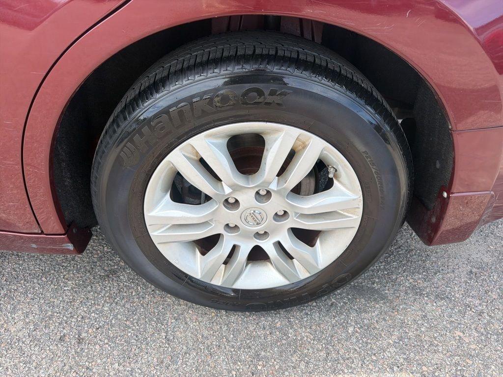 used 2011 Nissan Altima car, priced at $5,995