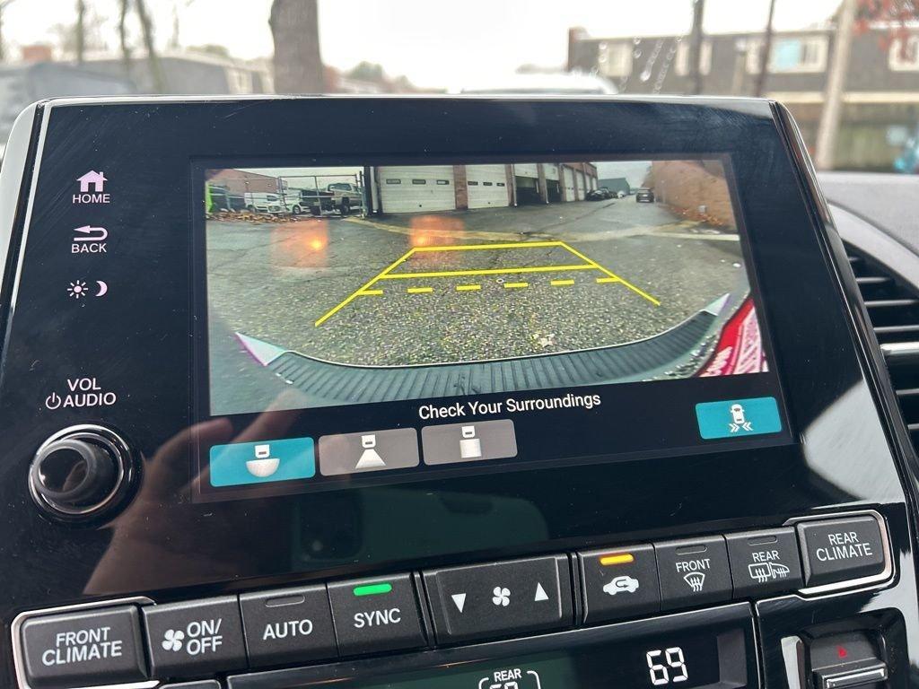 used 2024 Honda Odyssey car, priced at $32,294