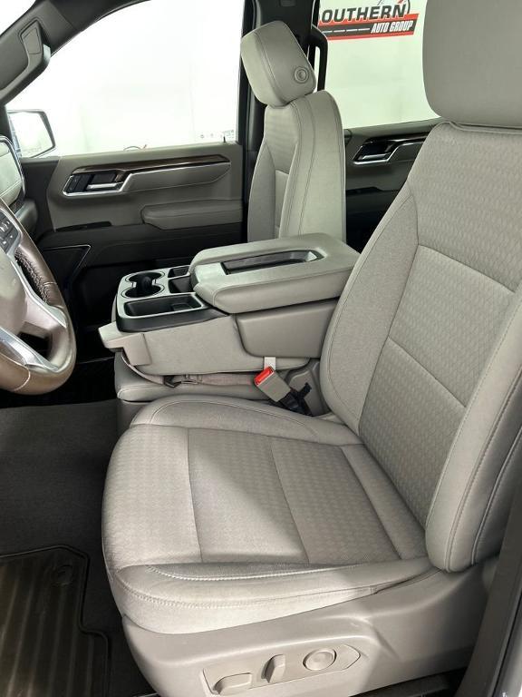 used 2025 Chevrolet Silverado 1500 car, priced at $37,420