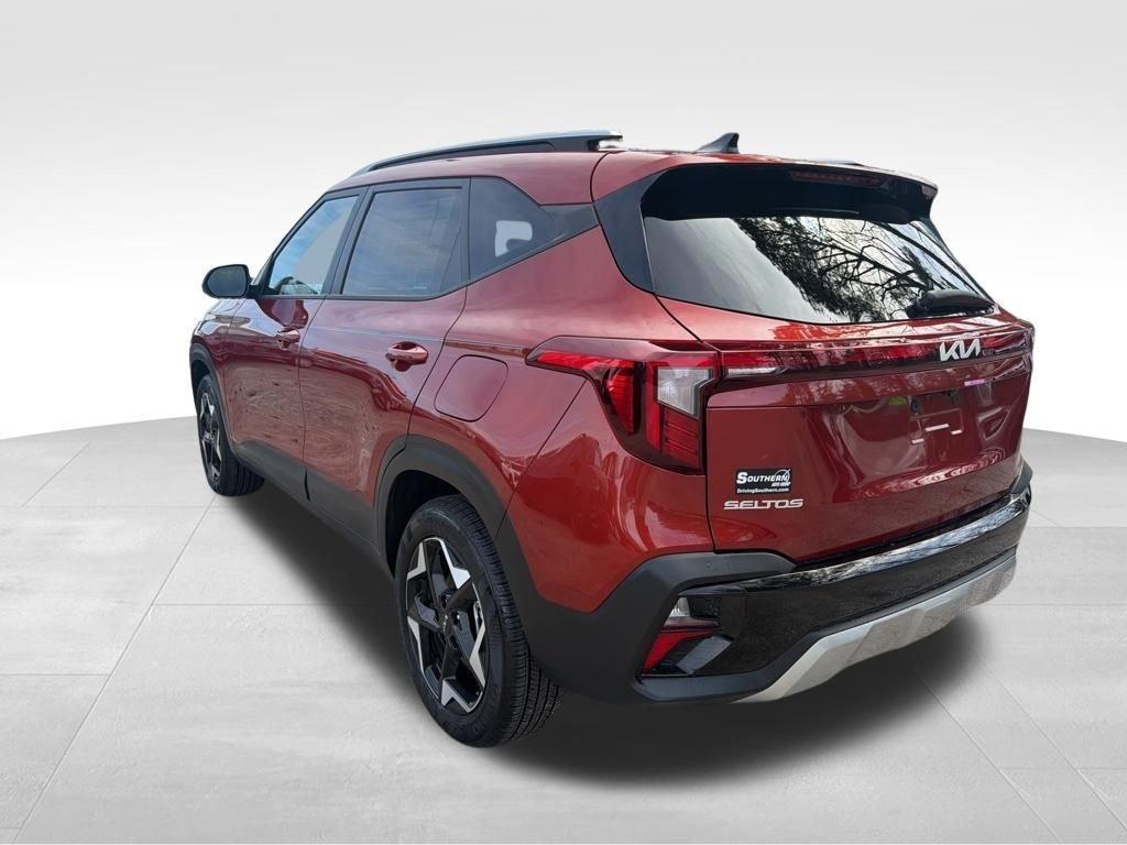 used 2025 Kia Seltos car, priced at $27,494