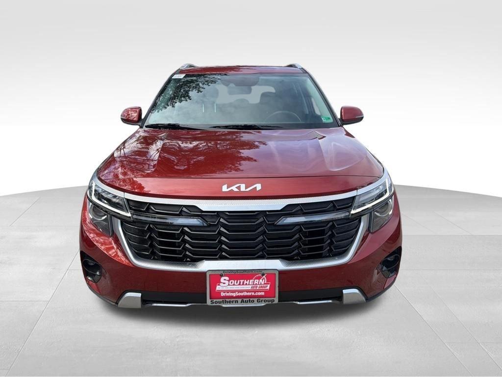 used 2025 Kia Seltos car, priced at $27,494