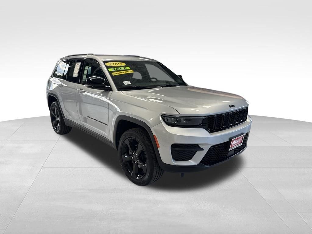 used 2025 Jeep Grand Cherokee car, priced at $36,757