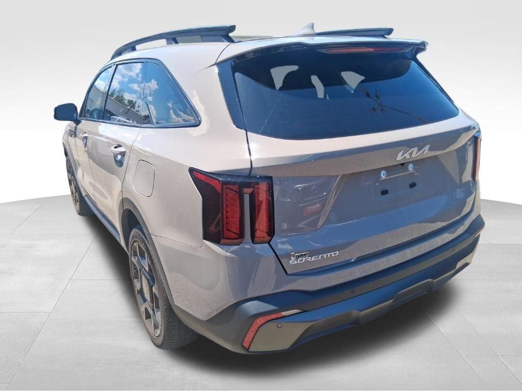 used 2024 Kia Sorento car, priced at $34,894