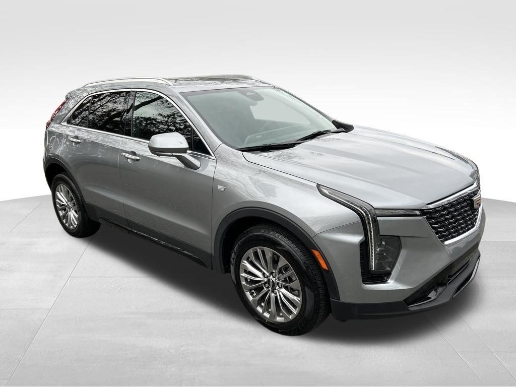 used 2025 Cadillac XT4 car, priced at $30,440