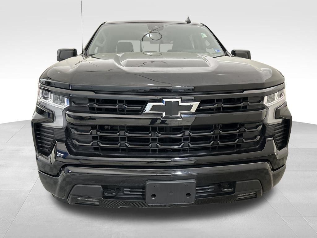 used 2025 Chevrolet Silverado 1500 car, priced at $49,910