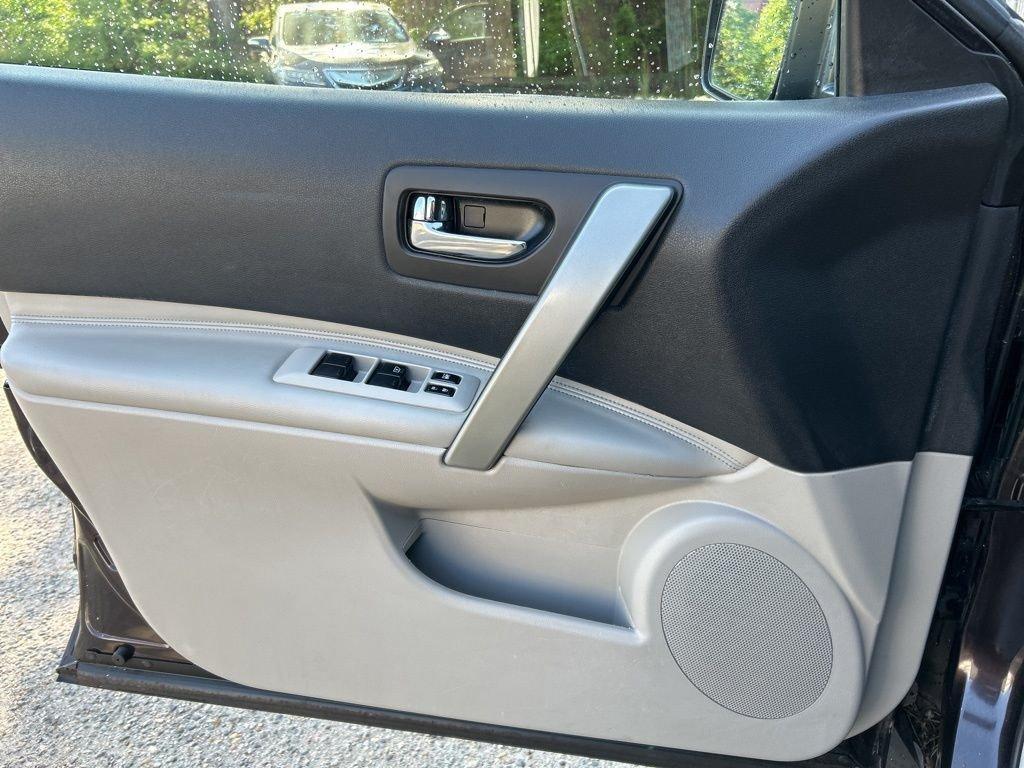 used 2013 Nissan Rogue car, priced at $7,786