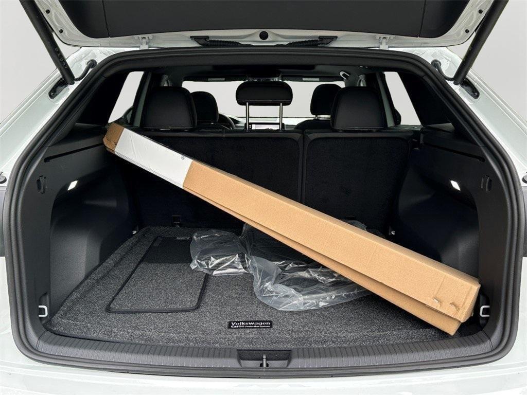 new 2025 Volkswagen Atlas Cross Sport car, priced at $43,846