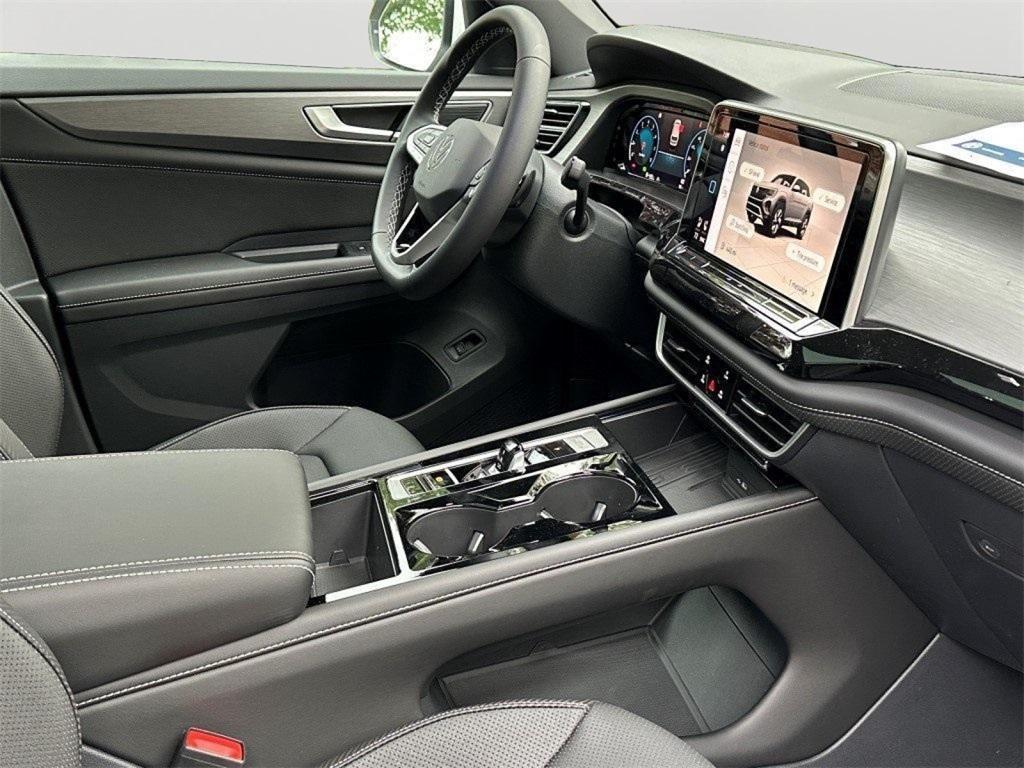 new 2025 Volkswagen Atlas Cross Sport car, priced at $43,846