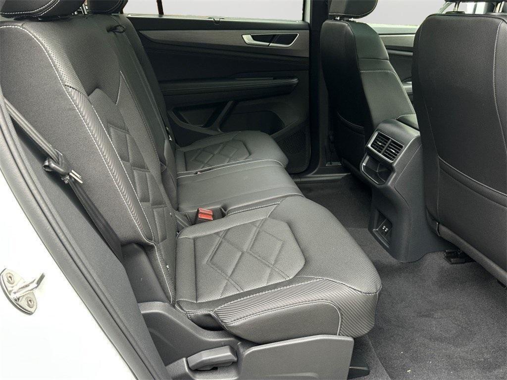 new 2025 Volkswagen Atlas Cross Sport car, priced at $43,846